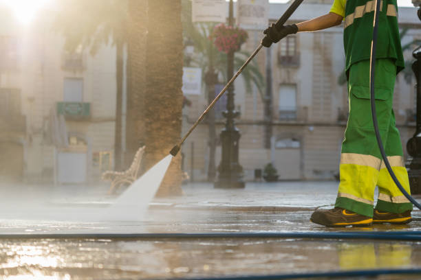 Best Sign and Awning Cleaning  in Somerset, TX